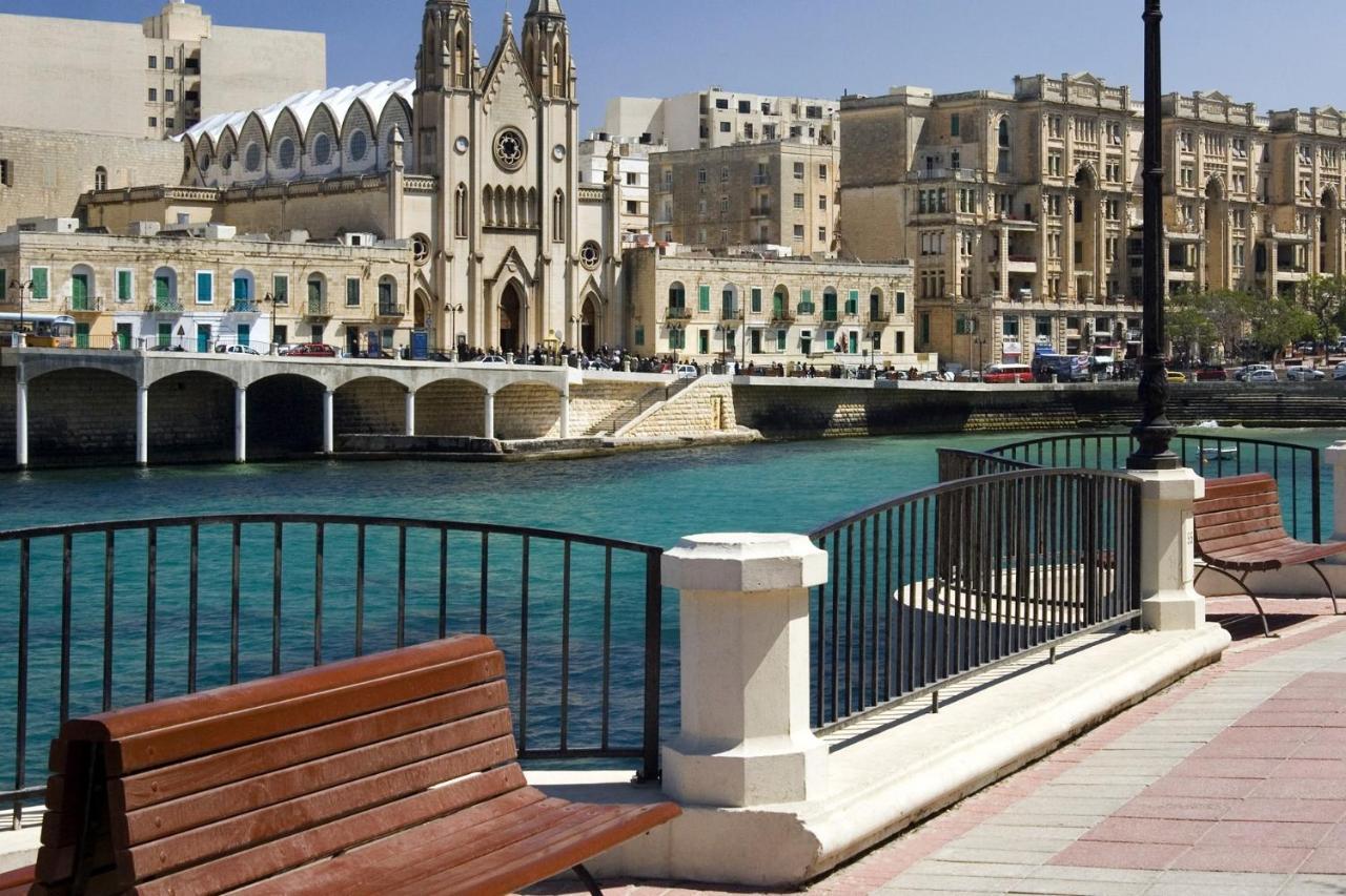 Modern 2Br Apartment In Central St Julian'S سانت جوليان المظهر الخارجي الصورة