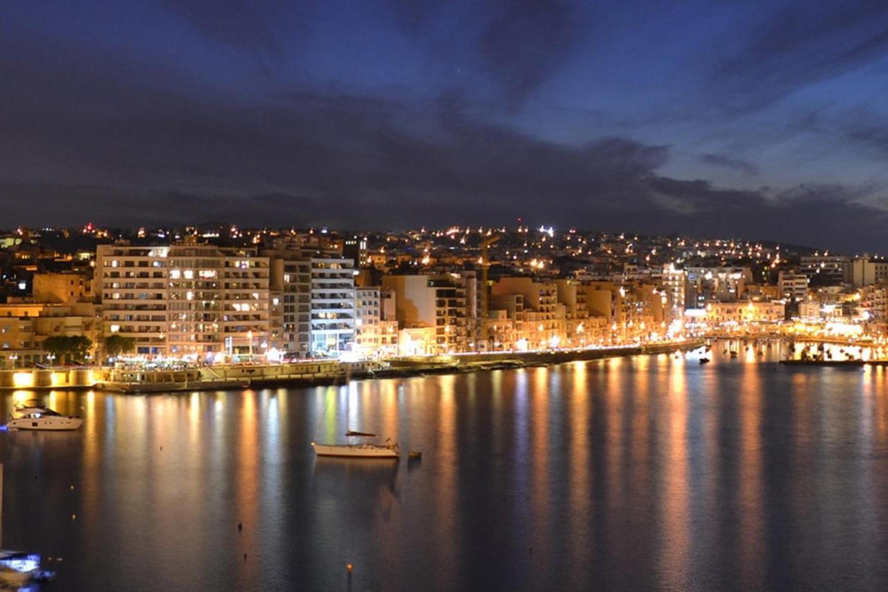 Modern 2Br Apartment In Central St Julian'S سانت جوليان المظهر الخارجي الصورة
